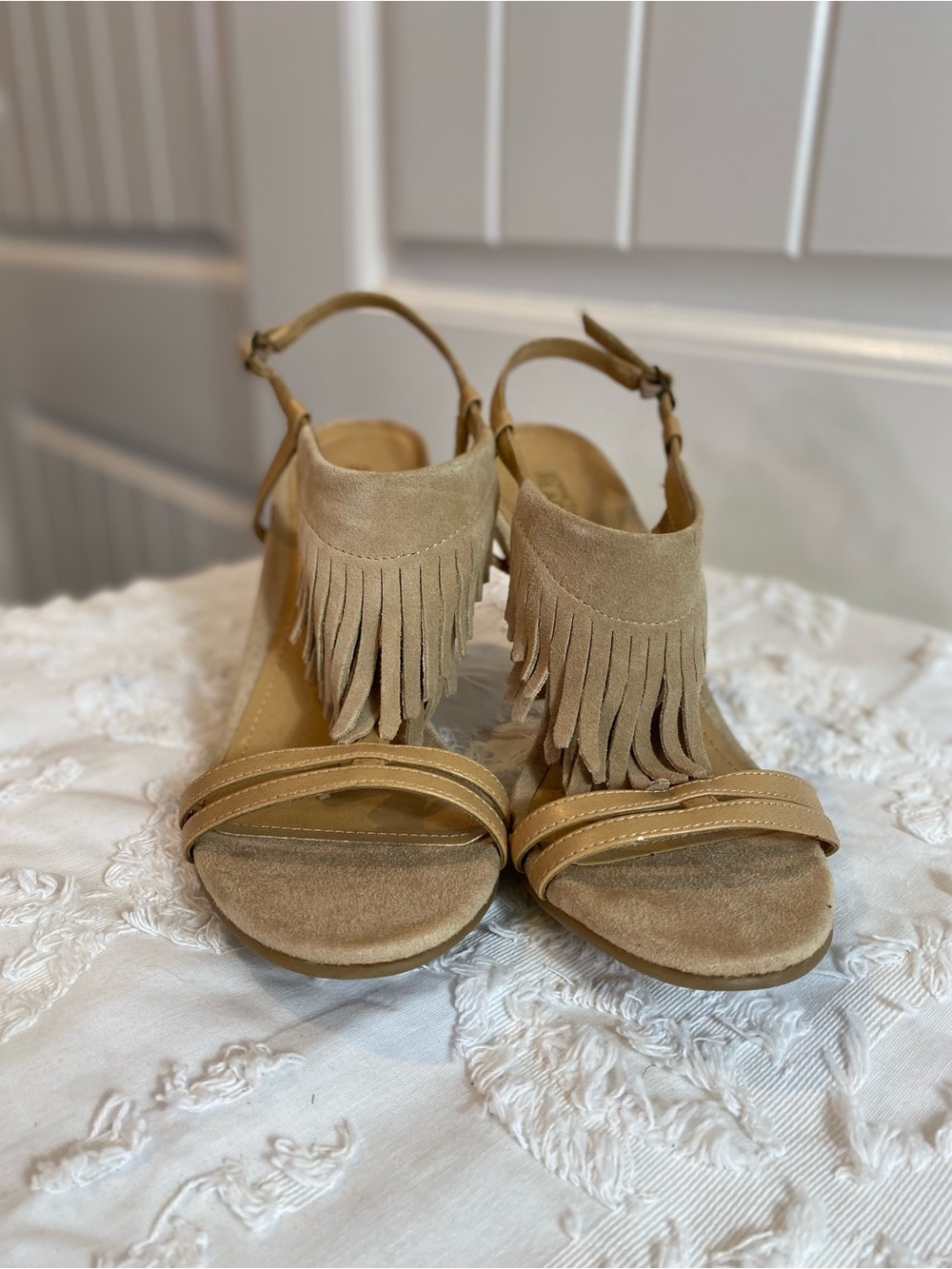 Kenneth Cole Reaction Tan Fringe Suede Open-Toe Heels - Picture 3 of 11